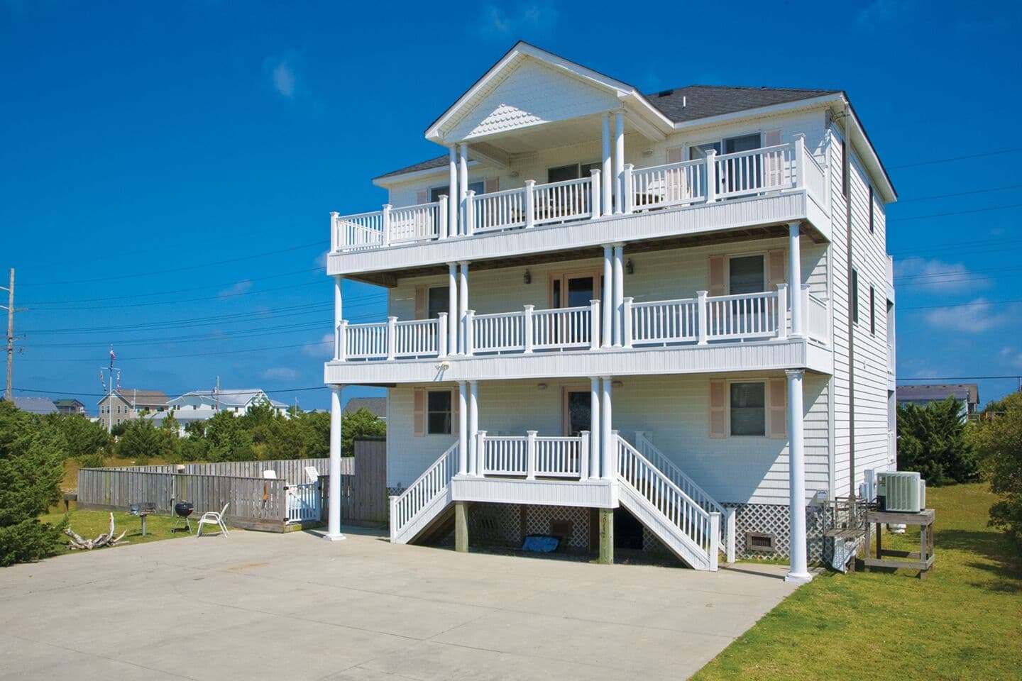 Experience Outer Banks Luxury and Watersport Adventure at Sound Side House #4 in Waves, NC
