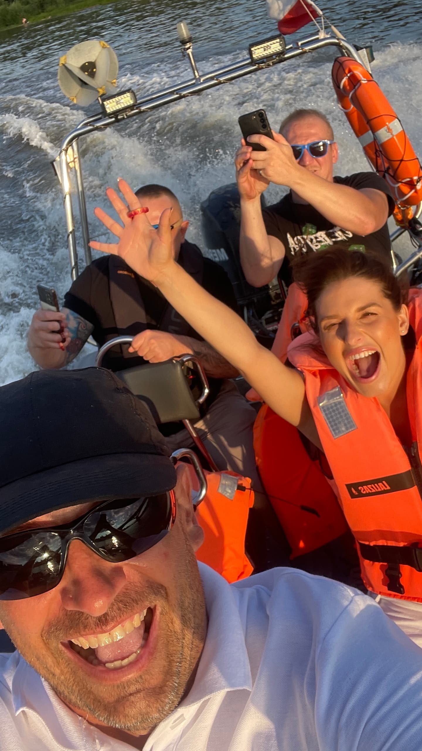 Golden Hour on the Vistula: Sunset RIB Cruise Aboard John Dragon in Warszawa