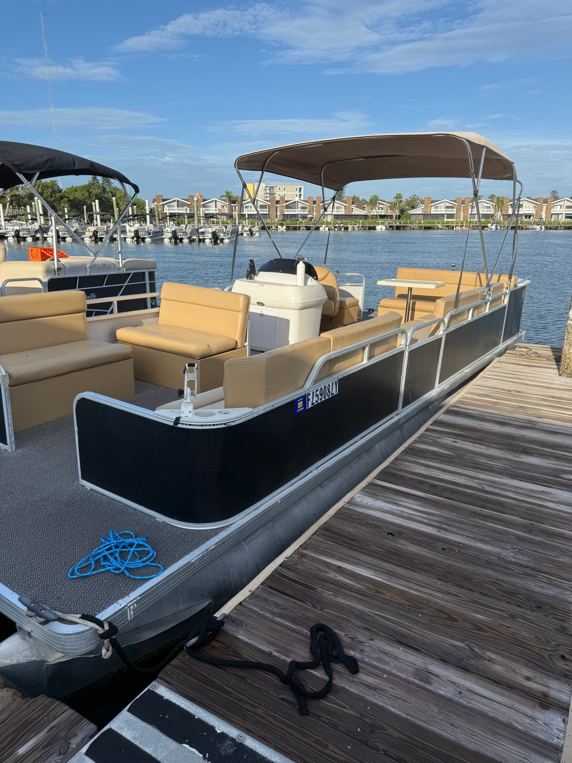 Boat Charters with Sand Dollar Boat Rentals in New Smyrna Beach