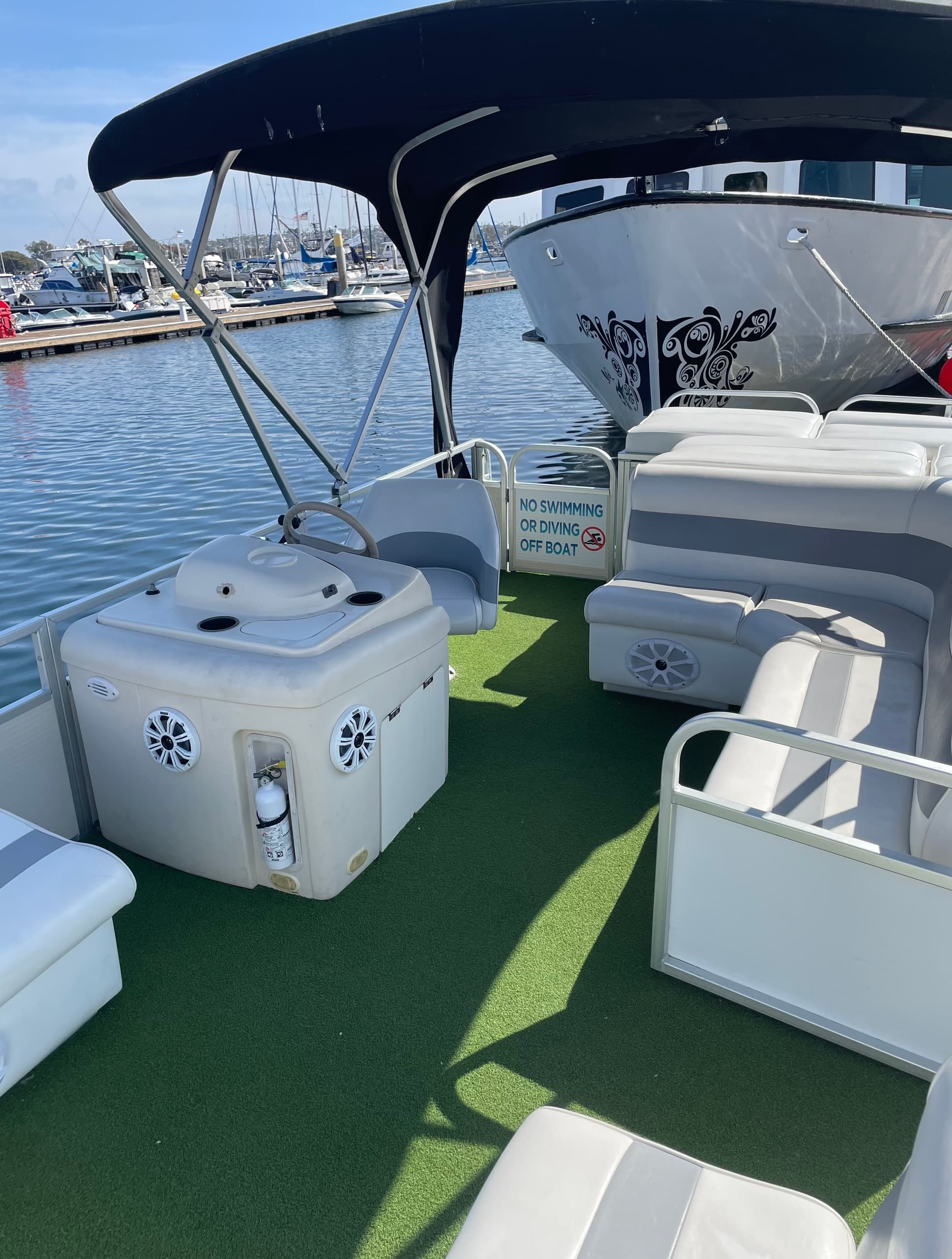 Pontoon Boat Rental in San Diego with H2O Jet Ski Rentals