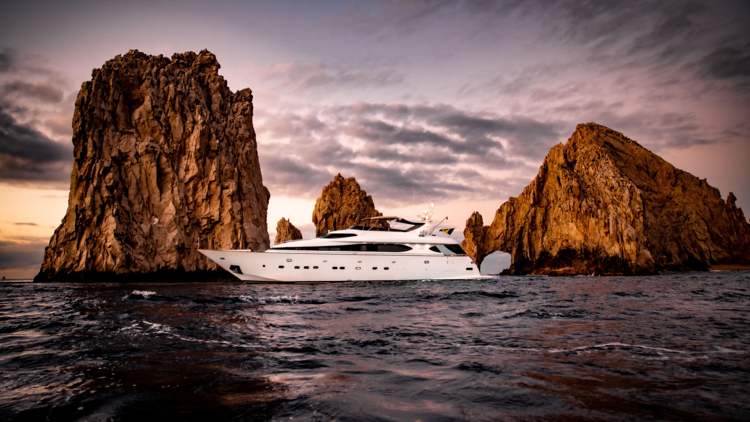 Sailing Cabo San Lucas: Experience the Lady Katana Midday Cruise Adventure