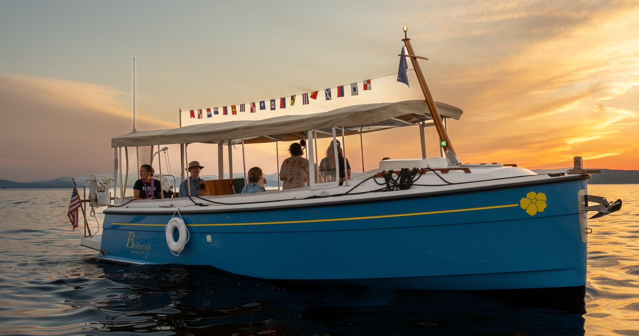 Private Sunset Picnic Cruise on Lake Champlain — Buttercup BYO Boat from Burlington