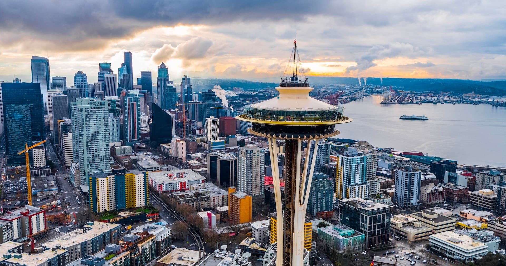 Aerial view of Seattle skyline with Space Needle over Elliott Bay