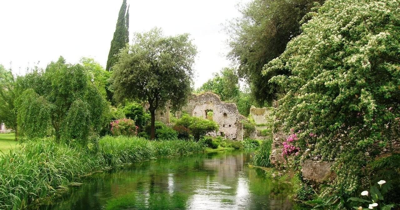 Day Trip to Ninfa Gardens & Sermoneta with Rome Your Way Tours