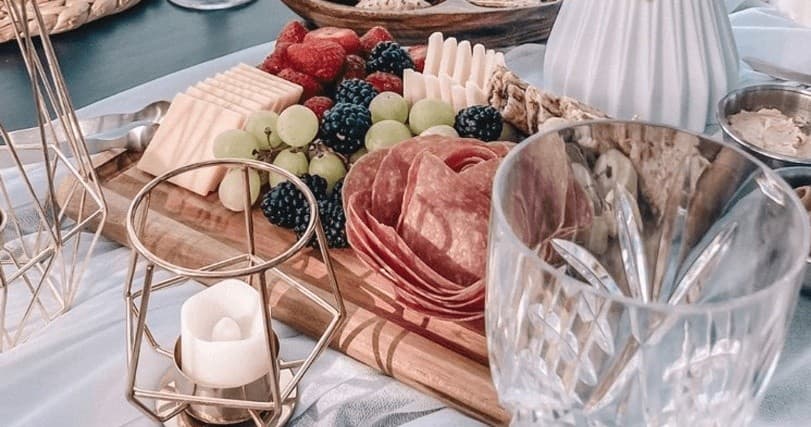Sun Served’s In-Date Services: Sarasota’s Luxe Outdoor Picnics