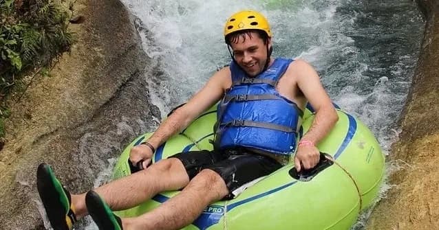Blue Hole & White River Tubing: Half-Day Beach Lunch from Ocho Rios