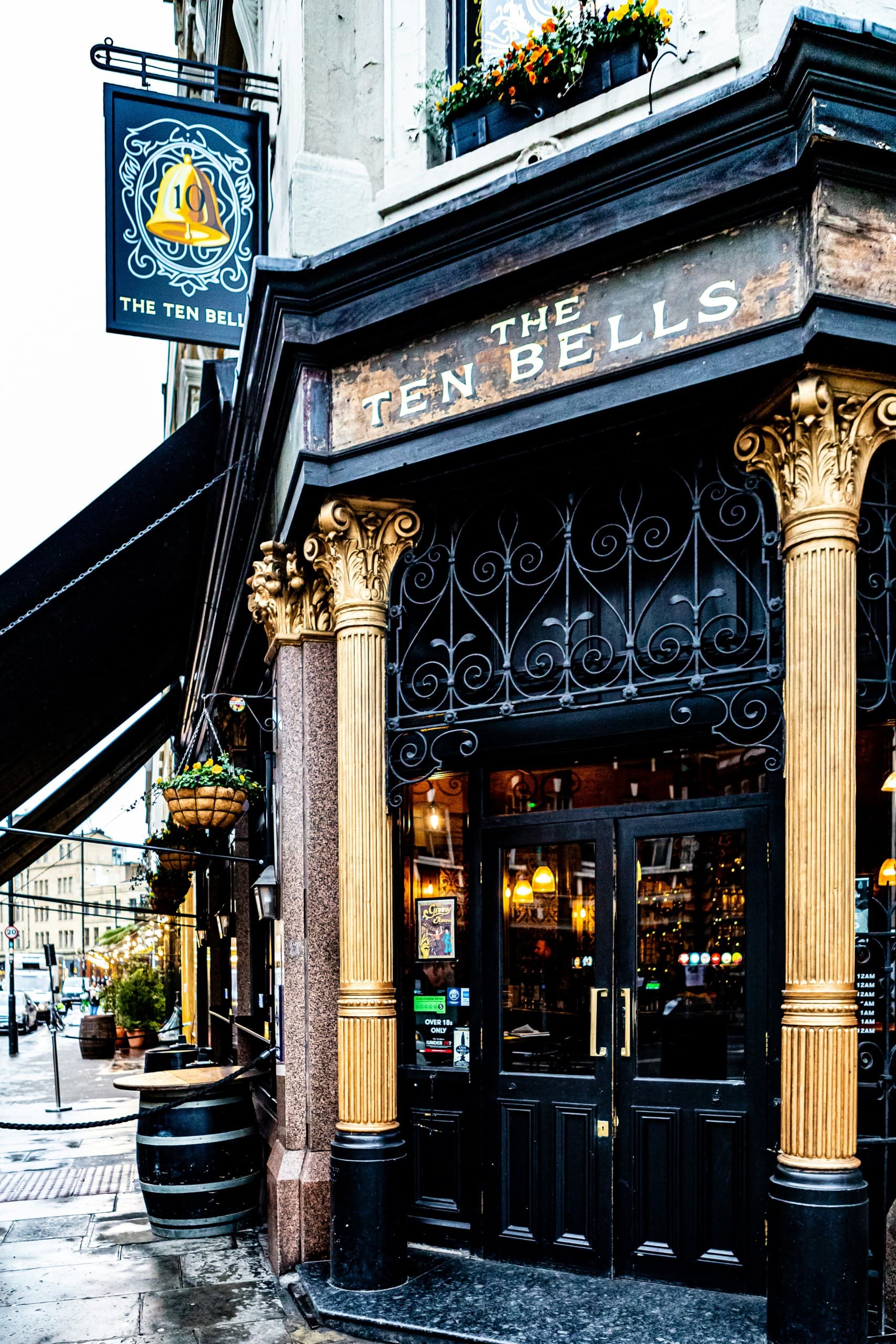 Tracing Shadows: Jack the Ripper Walking Tour in London’s Whitechapel