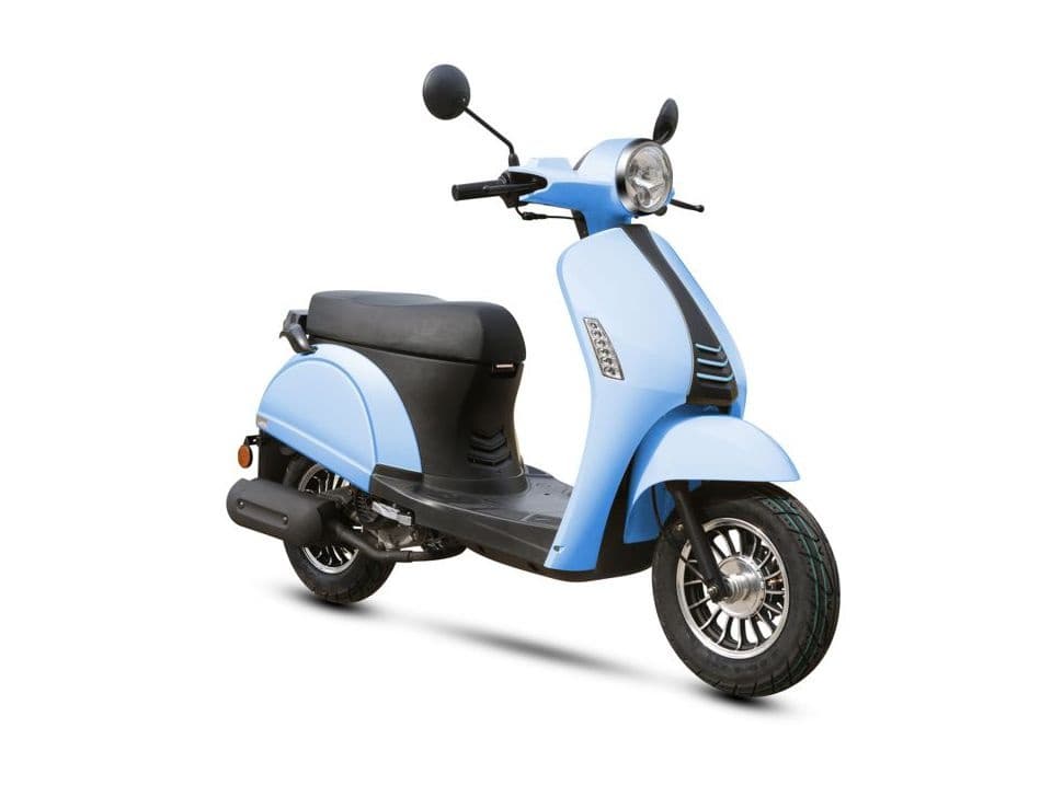 Scooter Rentals in Budapest with The Original Budapest Scooter Tour