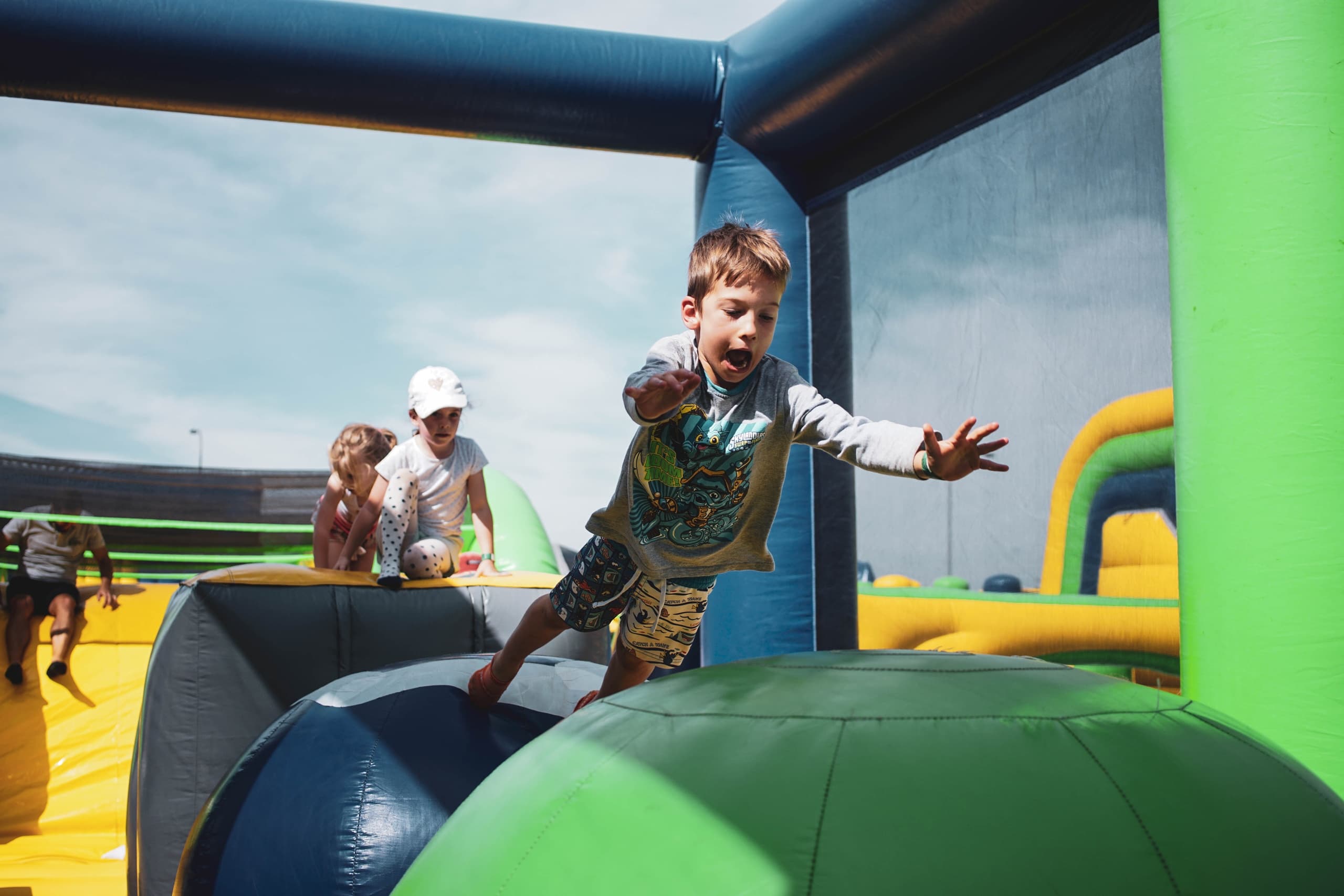 Tuff Nutterz Wagga Wagga: Australia’s Biggest Inflatable Obstacle Course for Families