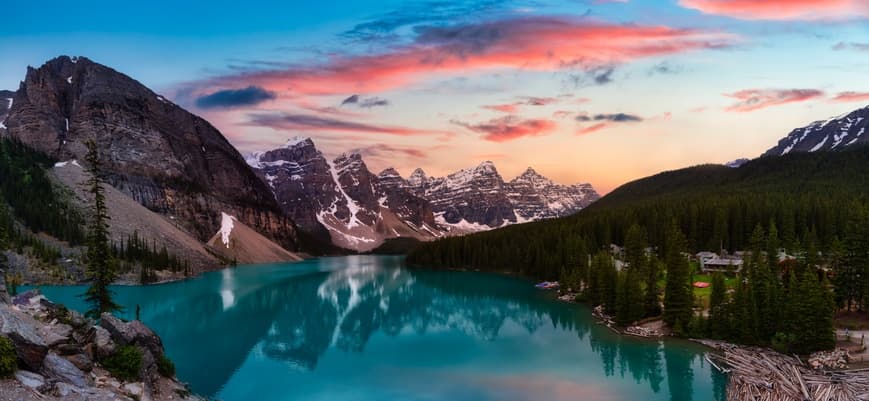 Land Adventures: Moraine Lake Sunset & Stargazing with Into the Wild Tours