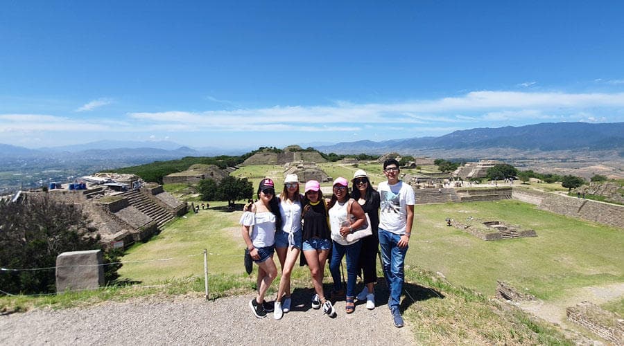 Explore Monte Albán and Oaxaca’s Artisan Treasures: A Cultural Adventure