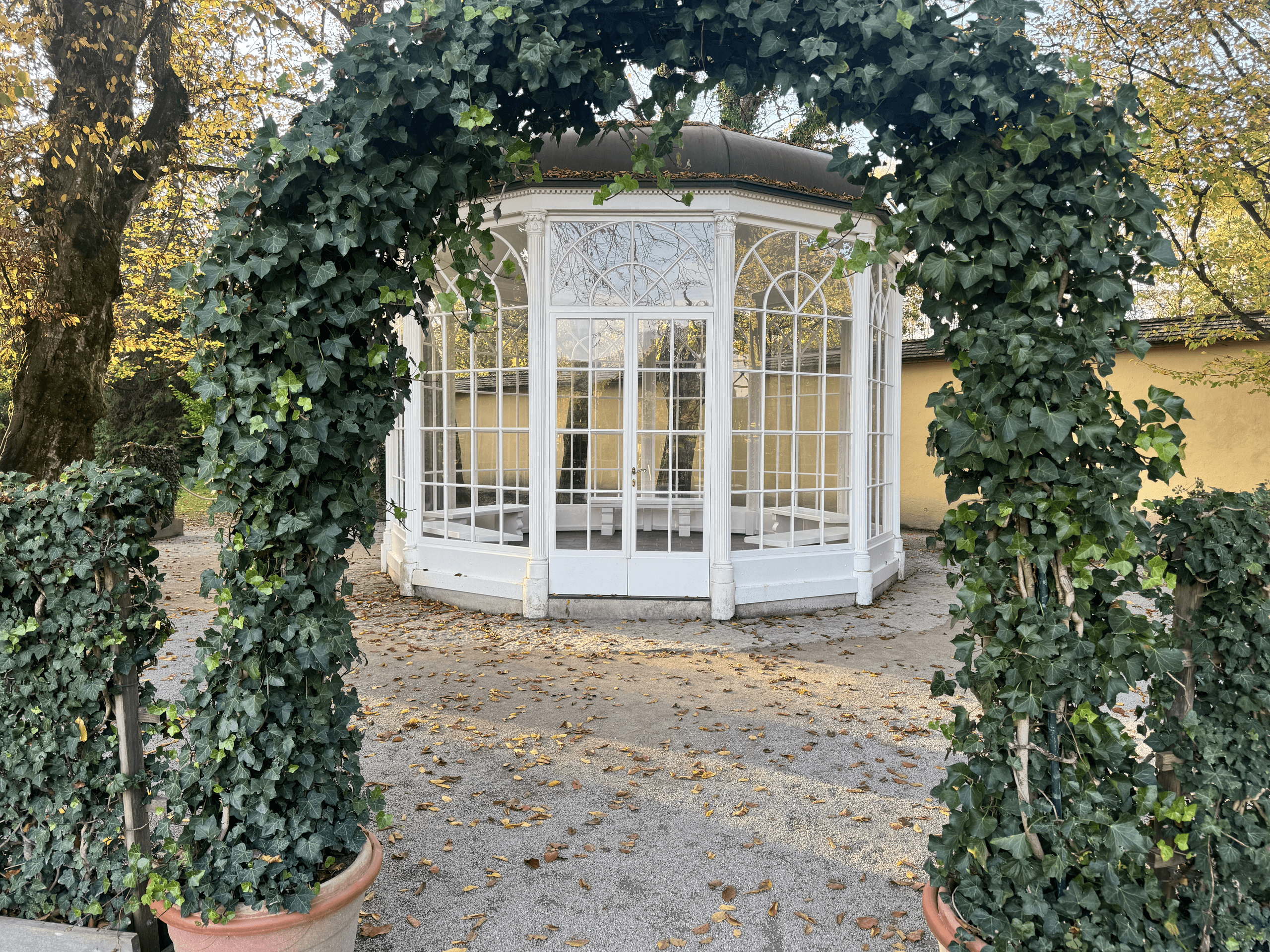 Land-Adventure: Sound of Music Tour in Salzburg by Bob's Special Tours