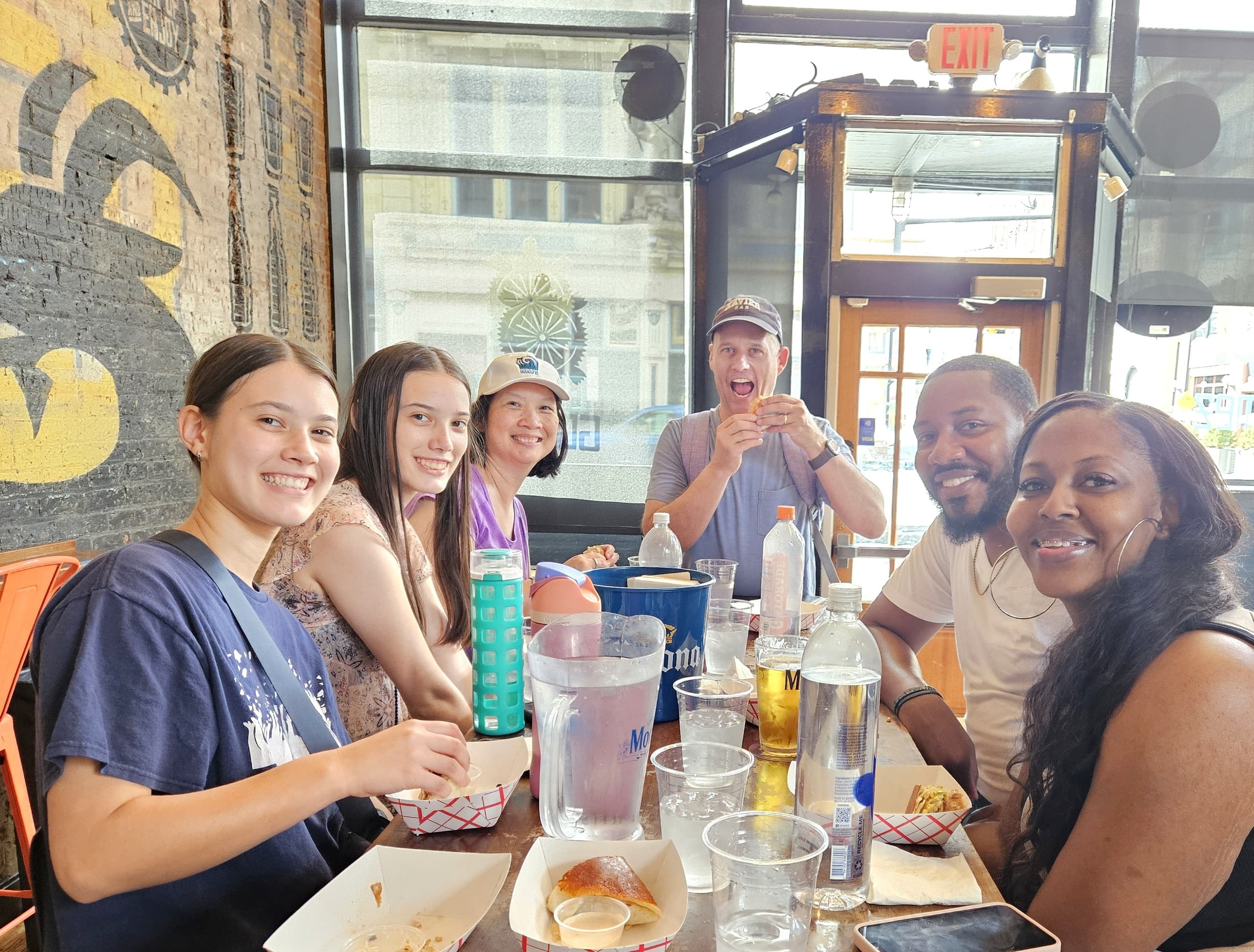 Cincinnati Food Tour: Ethnic Eats with Riverside Food Tours