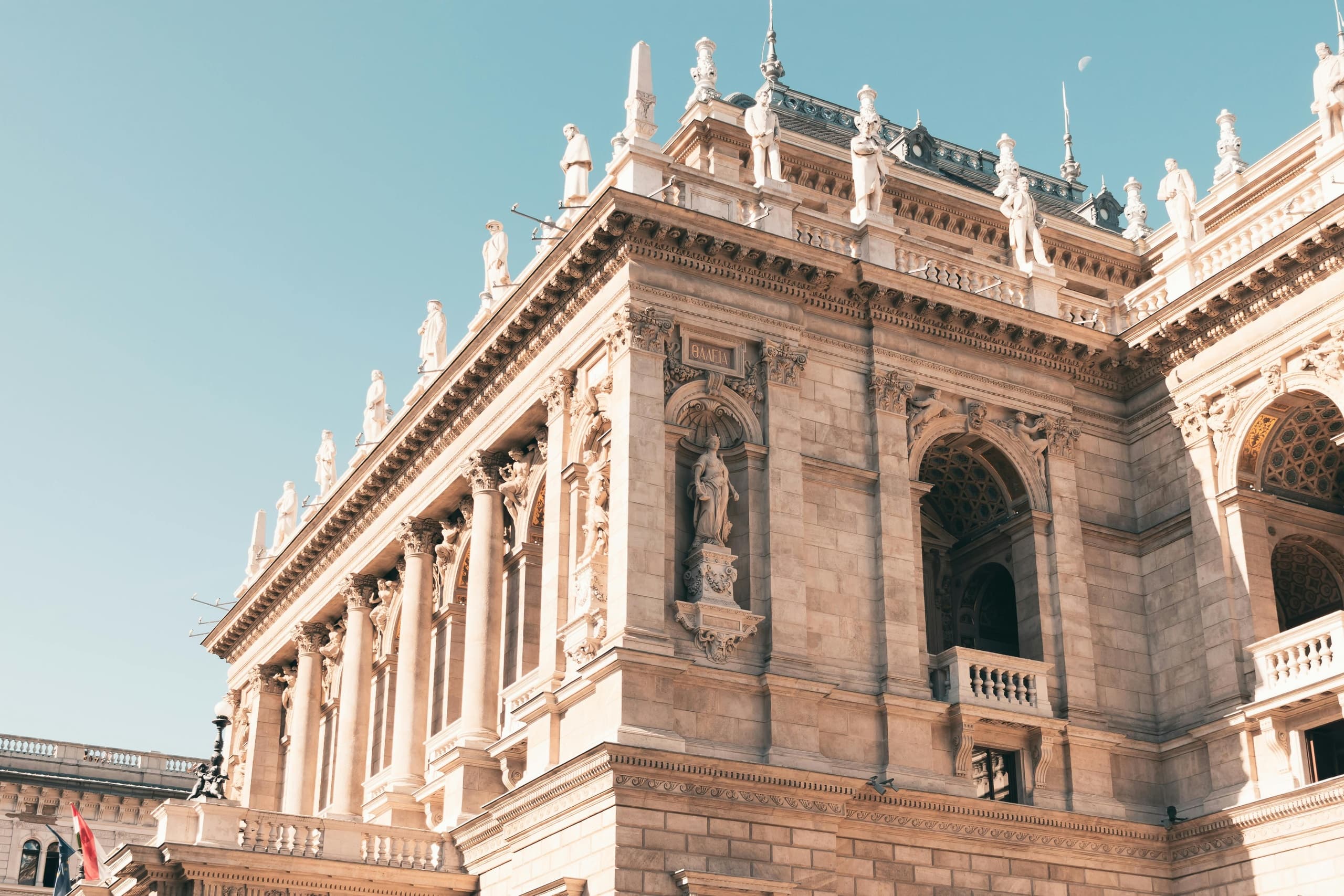 Inside the Hungarian State Opera House: Private After-Hours Tour with Champagne