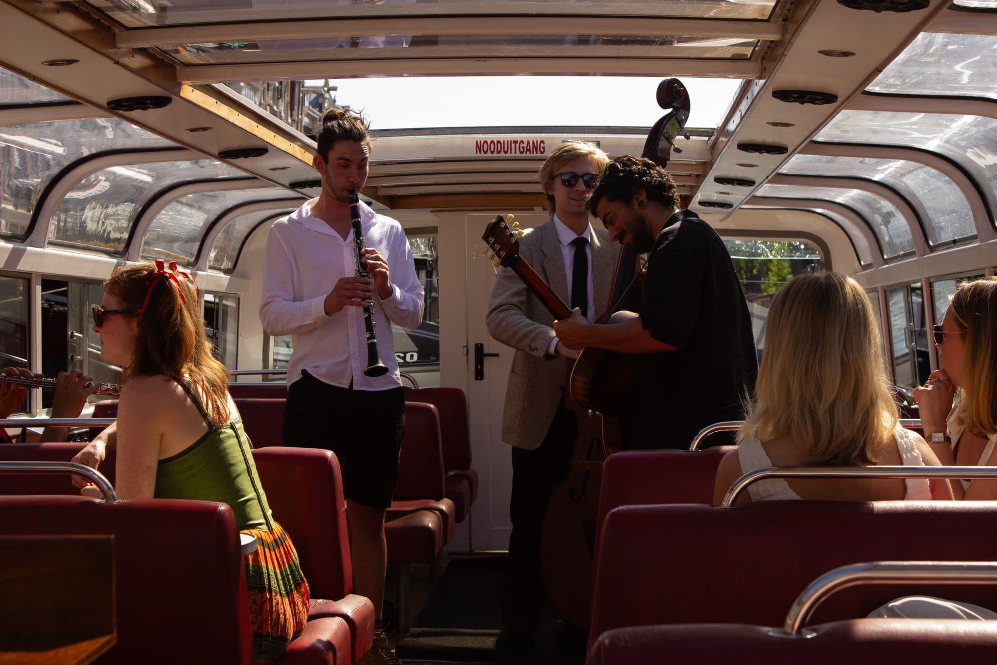 Experience Amsterdam’s Jazz Canal Cruise: Live Music and Scenic Waterways