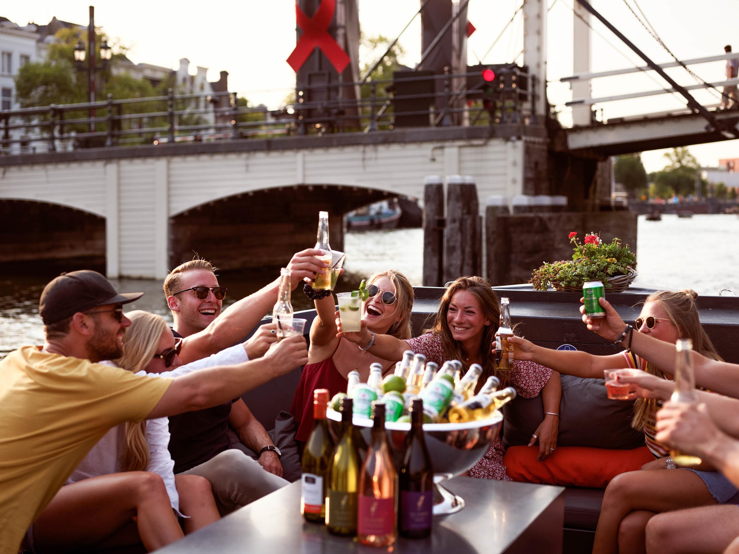 Booze Cruise: Amsterdam Boat Experience Canal Tour