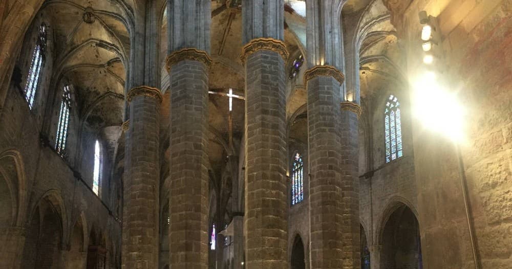 Historic Gothic Tour with ICONO Barcelona in Barcelona