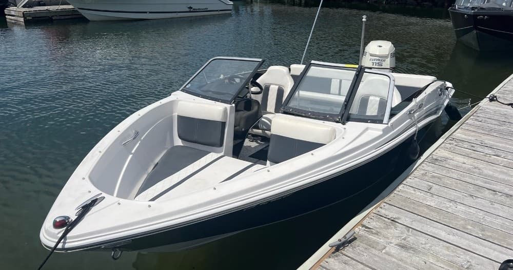 Glastron Boat Rental Adventure: Explore Penetanguishene’s Scenic Waters in Style