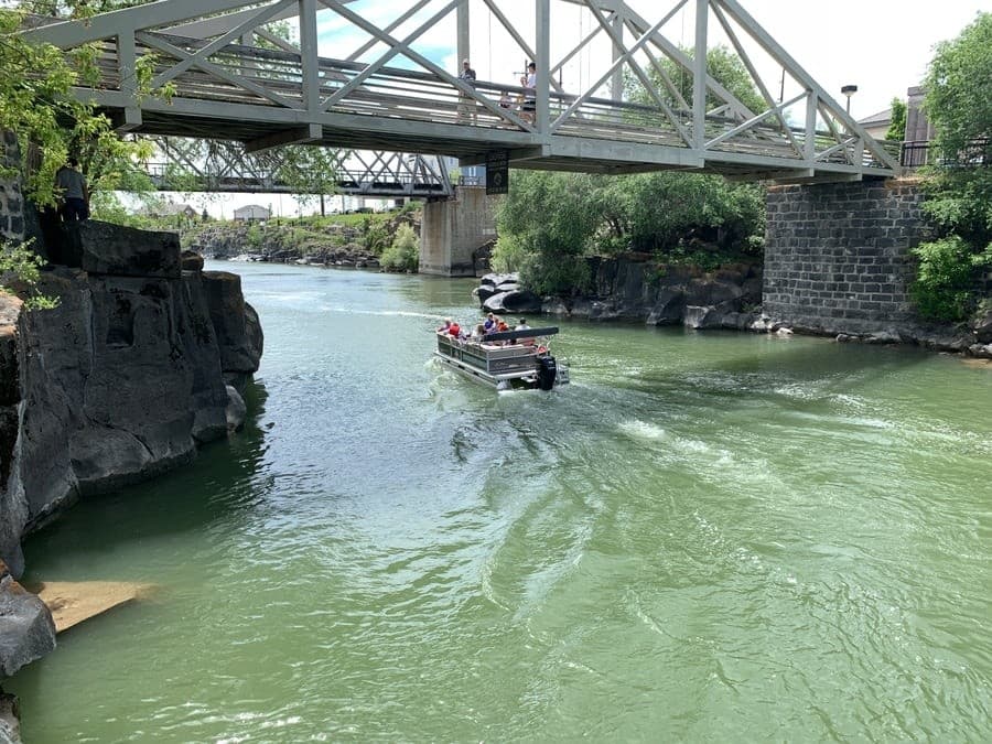 Snake River Narrated Boat Tour: Idaho Falls Wildlife, Waterfalls & History