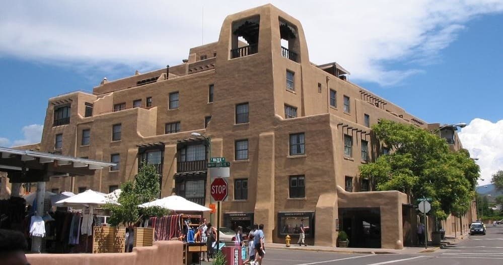 Santa Fe’s Haunted Spirits Combo Tour by A Well-Born Guide
