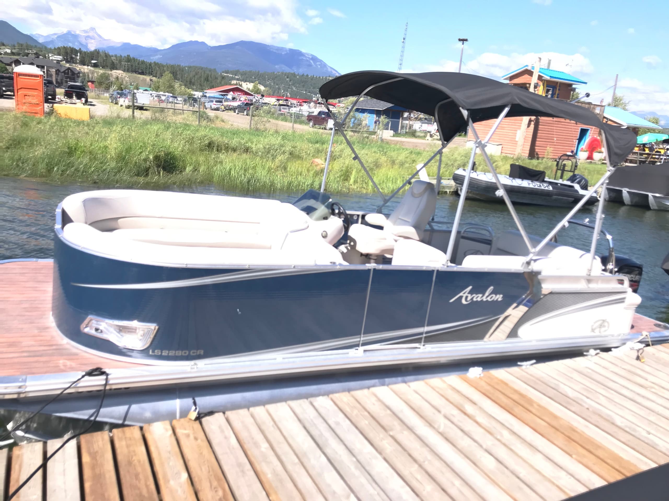 Water Activities with Agave at Pete's Marina on Lake Windermere