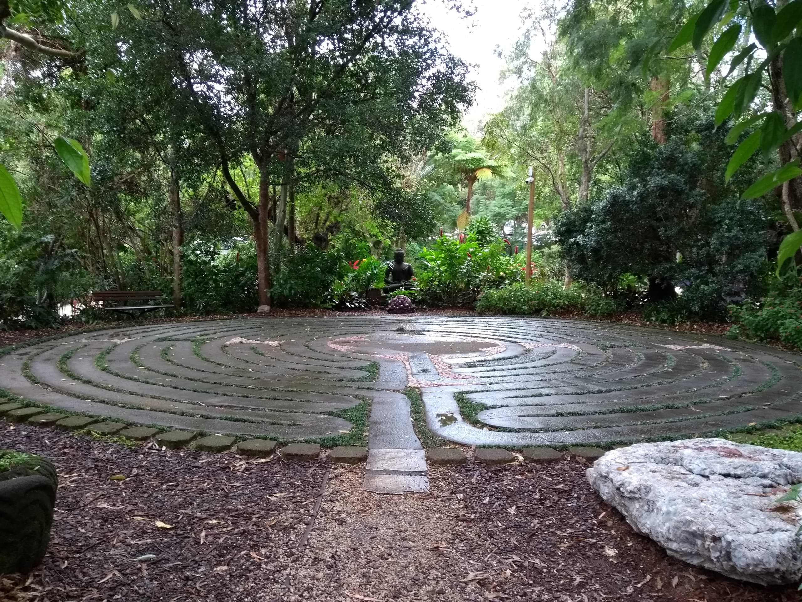 Half-Day Crystal Castle & Byron Bay Tour with IZZY TO GO !