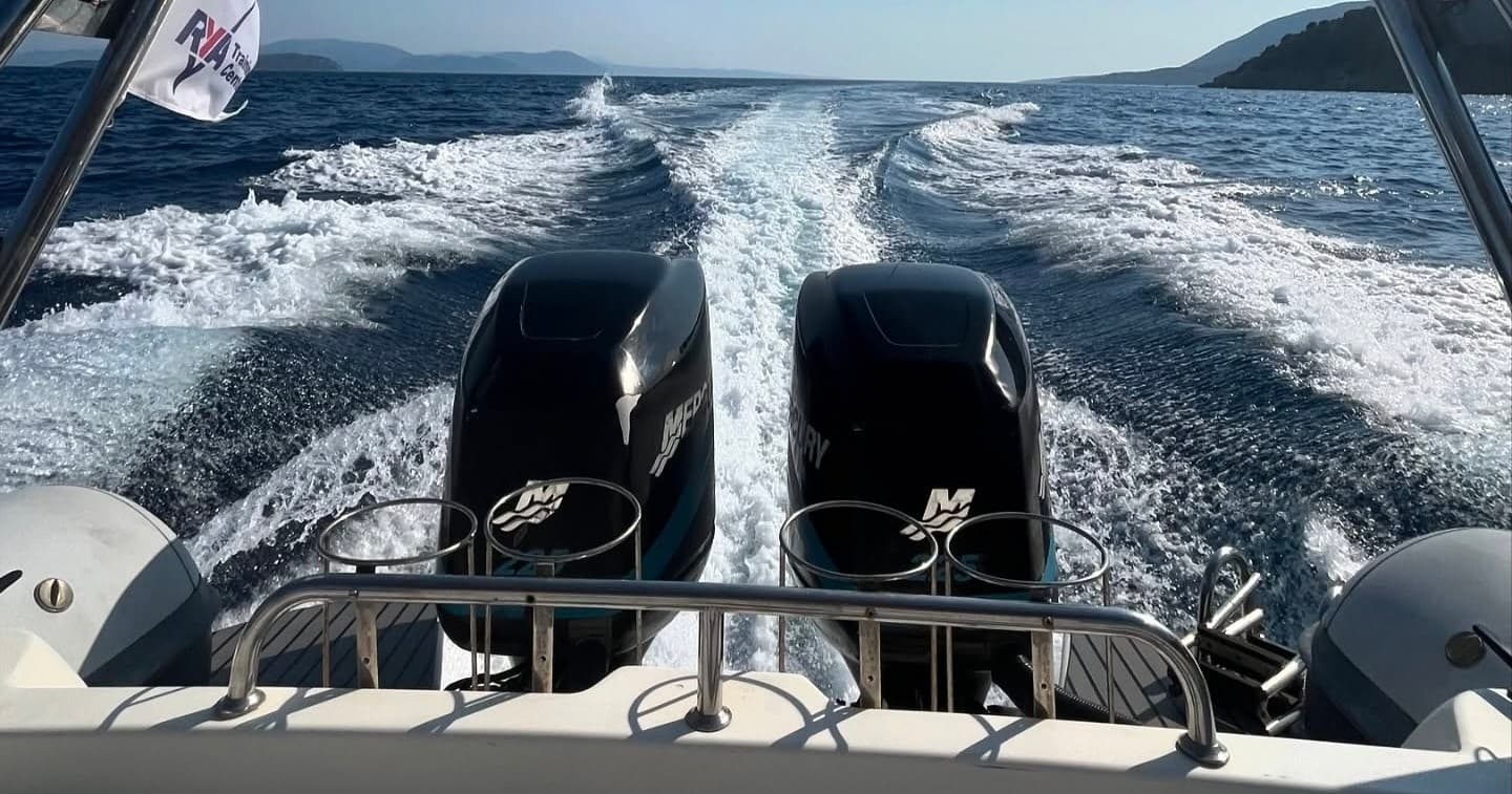 Private RIB Sea Cruise with CruisingMode in Lefkada