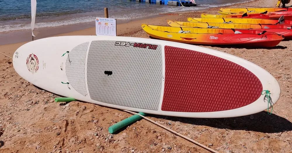 Paddle the Caves of Cala Giverola: Beginner SUP Rentals in Tossa de Mar
