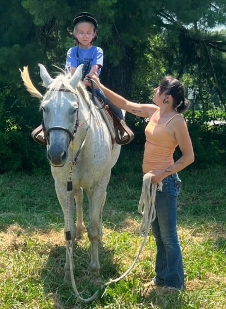 Hands-On Horsemanship: One Hour Private Lessons in Park City, Kentucky photo 4