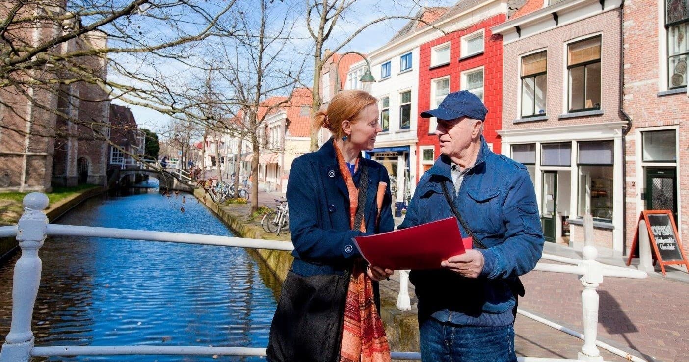 Private Guided City Walks with Happy Day Tours in Delft