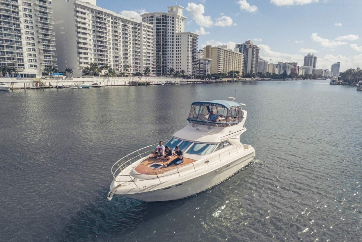 Miami Yacht Rentals & Sea Ray 50′ Adventures with Vice Yacht Rental
