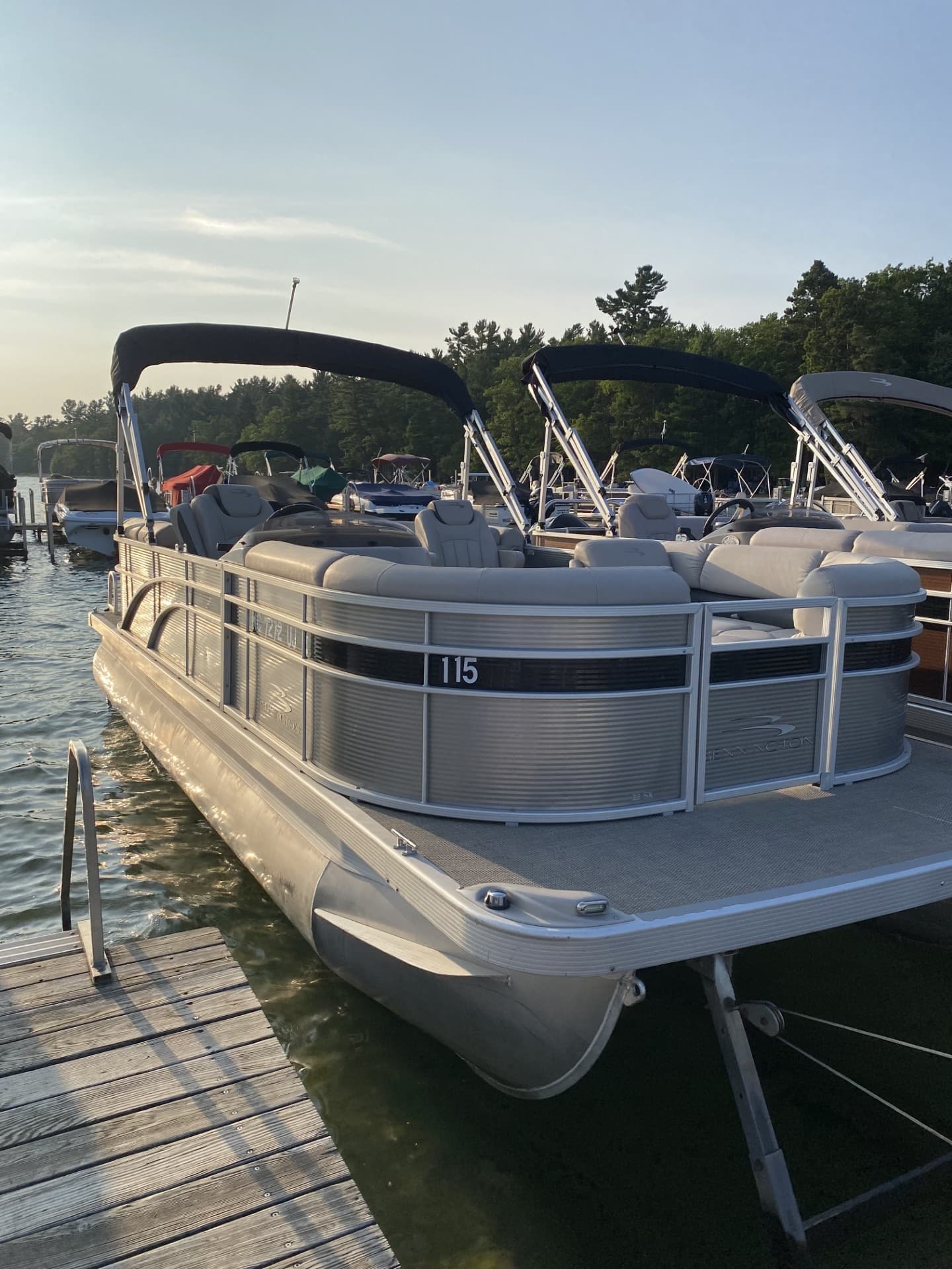 Deluxe Pontoon Rental in Roscommon, Michigan