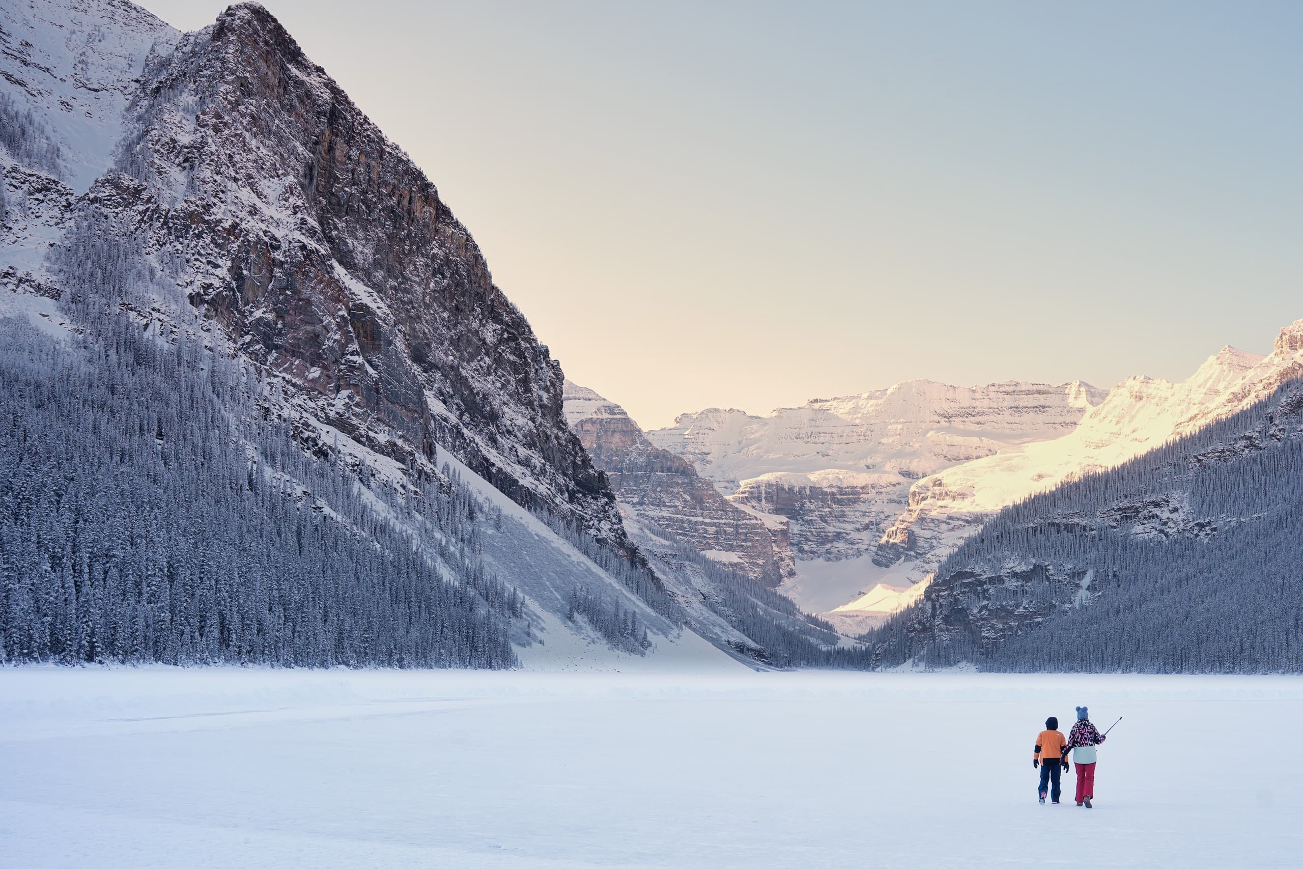 Winter Wonderland Adventures at Lake Louise & Johnston Canyon with Radventures
