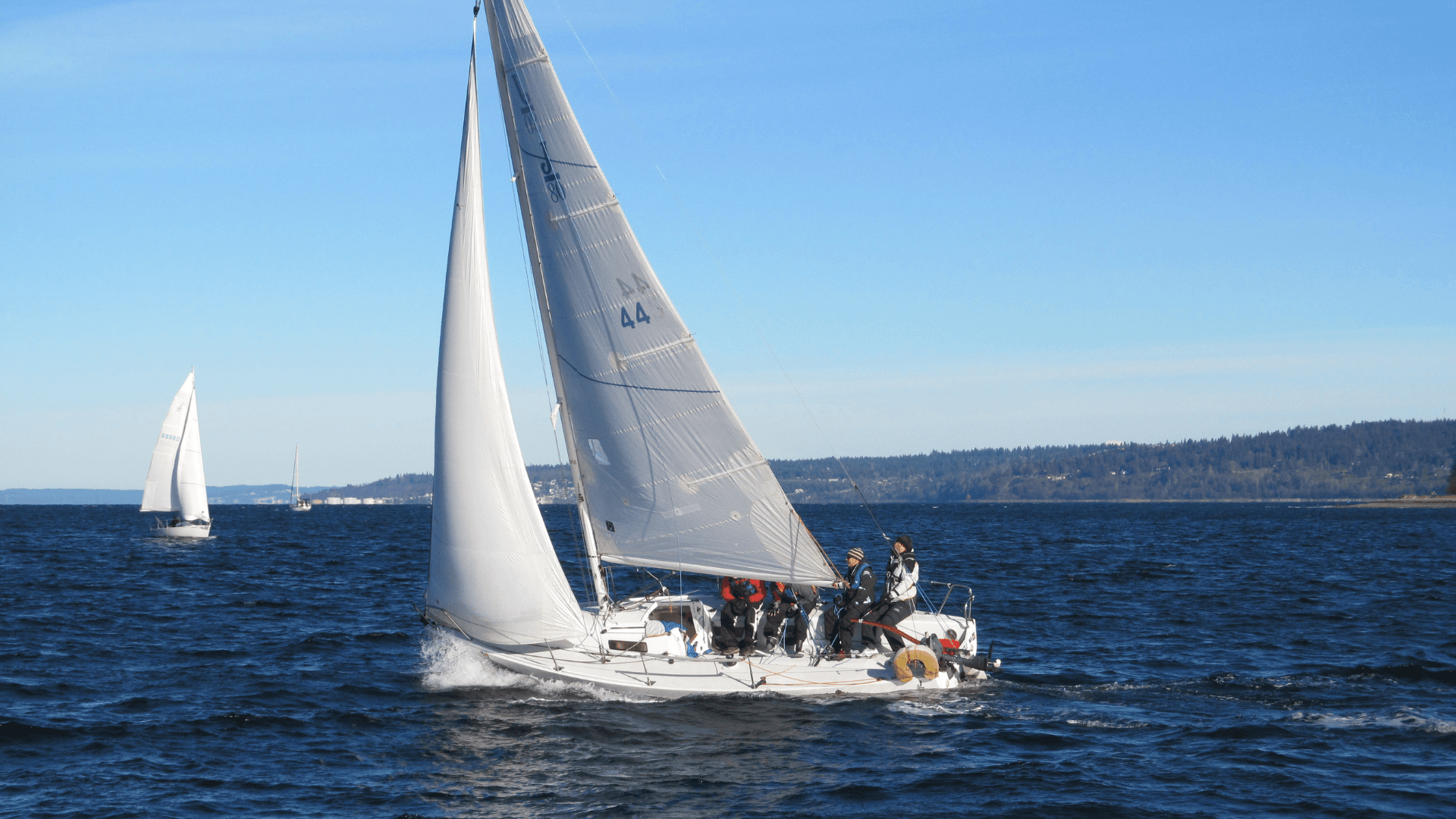 Master Coastal Sailing in Seattle with ASA 103 Course