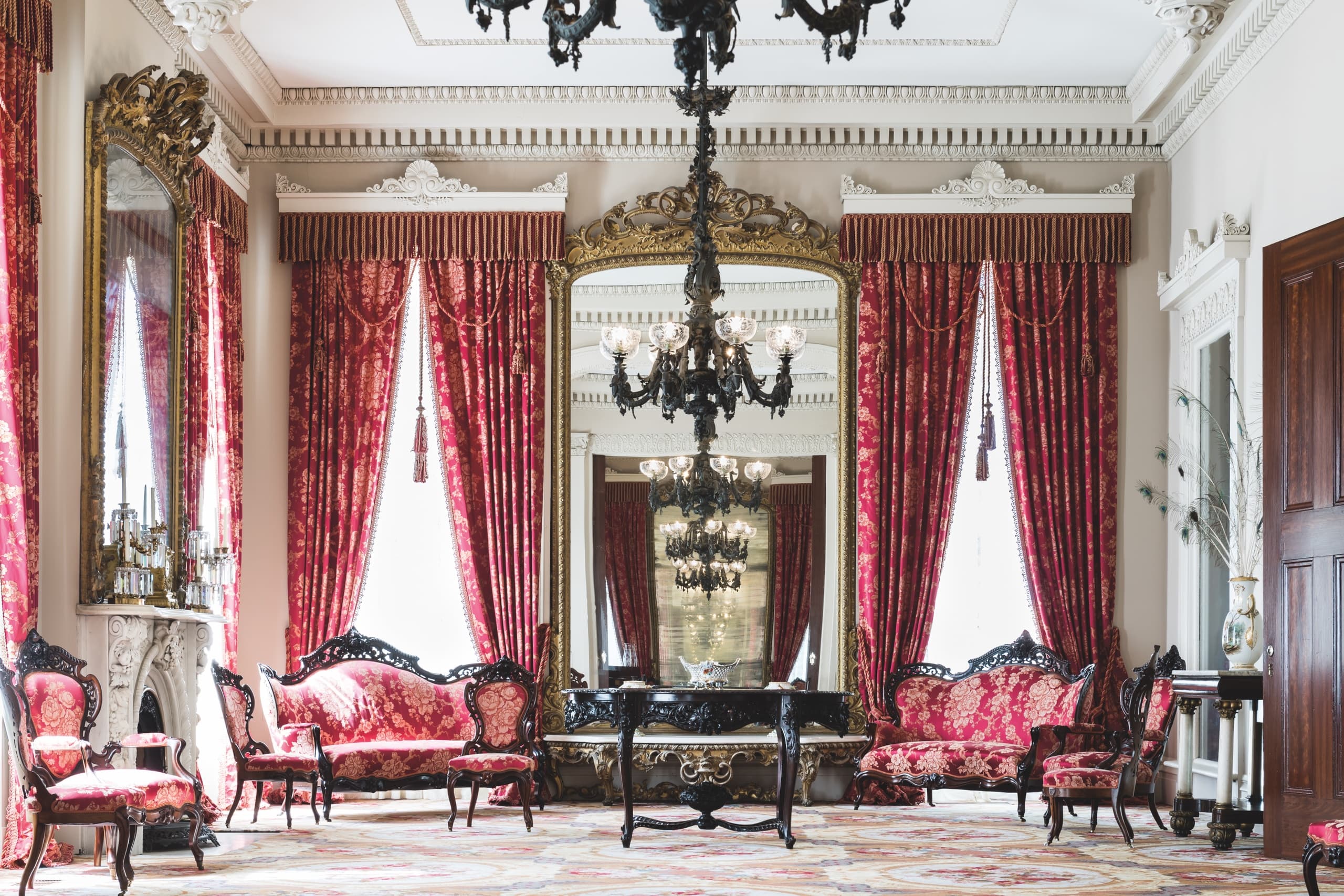 Porcelain and Pearls at Stanton Hall: Holly Holden’s Evening of Southern Elegance in Natchez photo 4