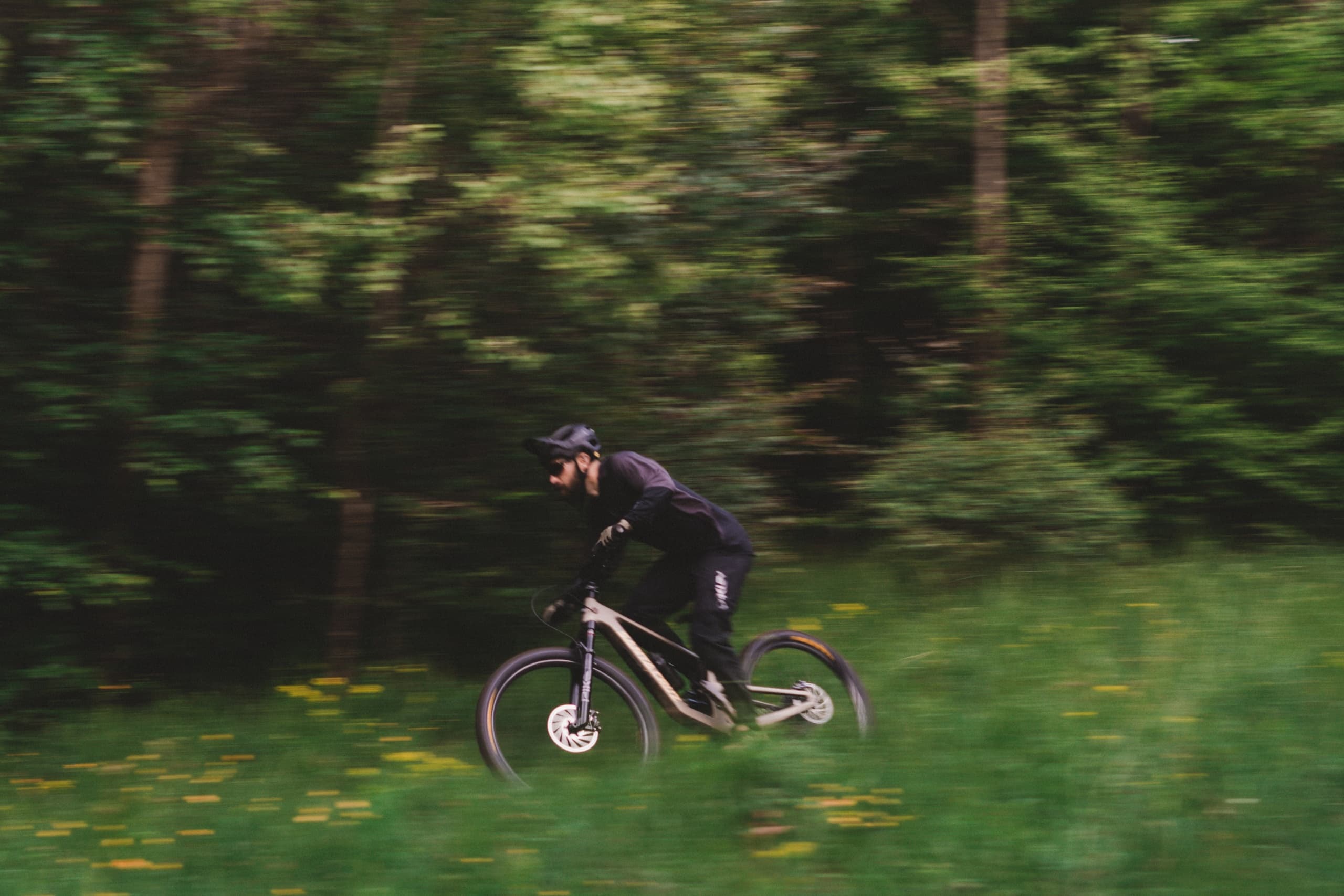 Cycling Gear Rental at Garda Bike Centre for Scenic Exploration