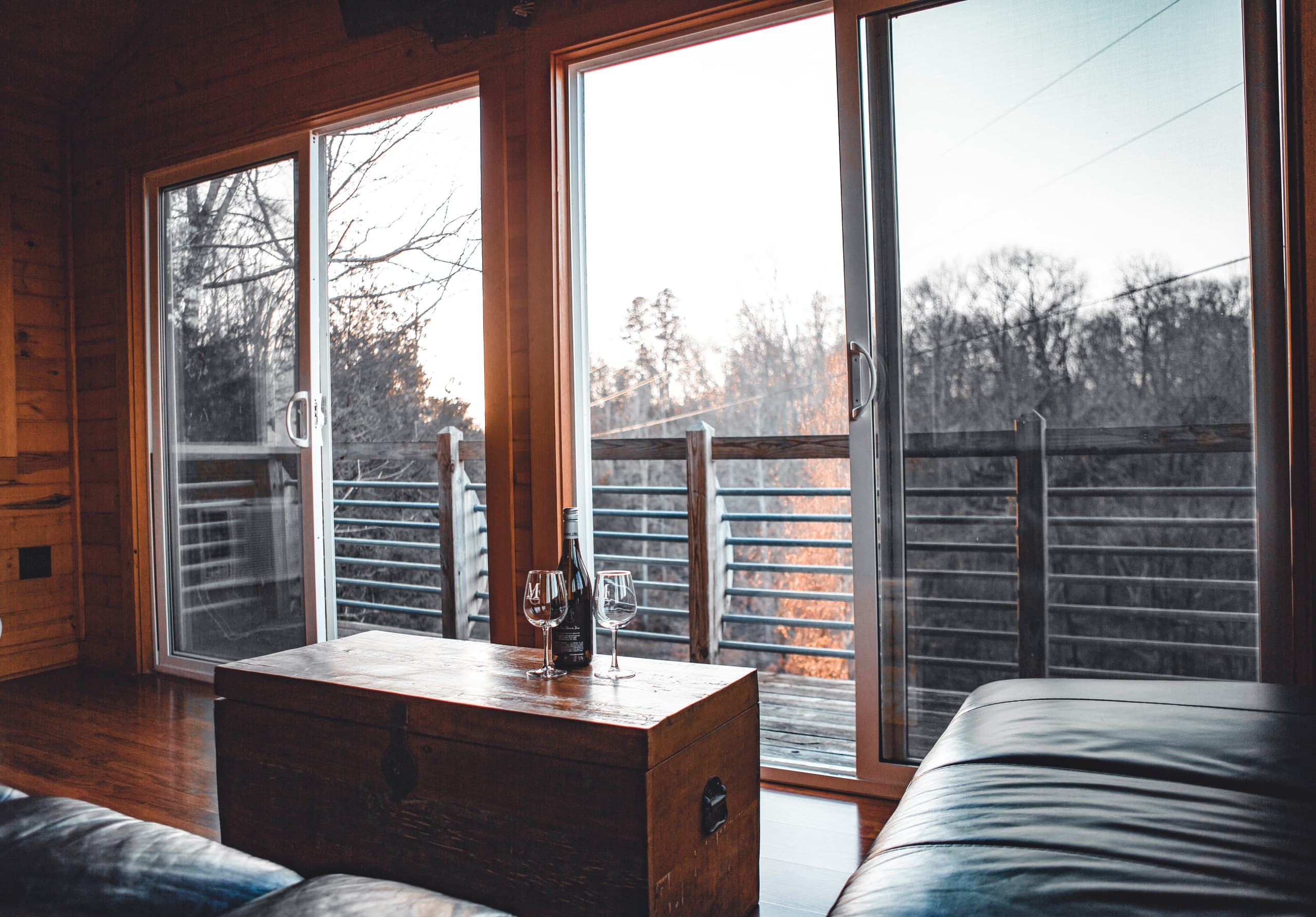 Luxury Tree House Getaway at Medaloni Cellars, Lewisville NC