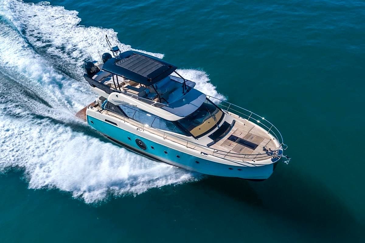 Water Activities with Miami Boat Experts: Yacht Charters & Adventures