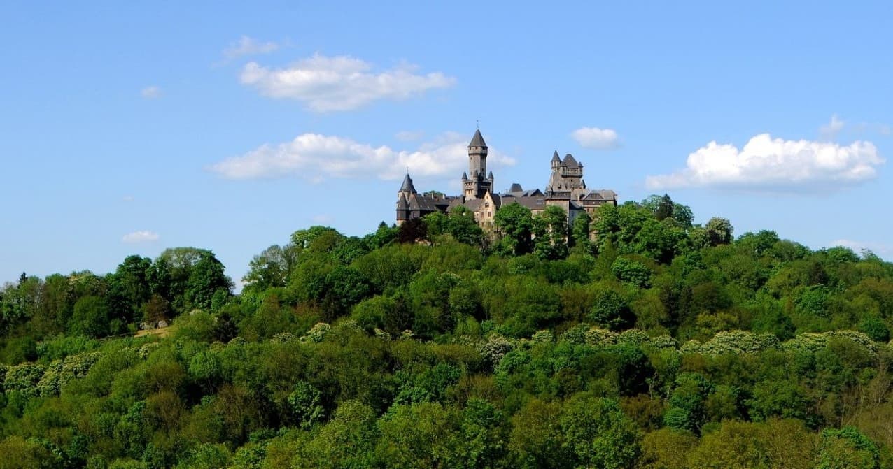 Historic Castle Tour at Schloss Braunfels | A German Adventure