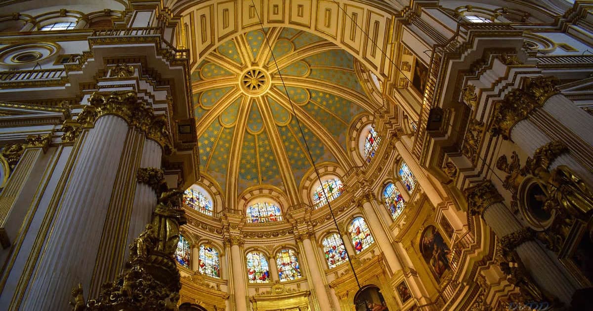 Granada en tus manos: Historic Walking Tour in Granada