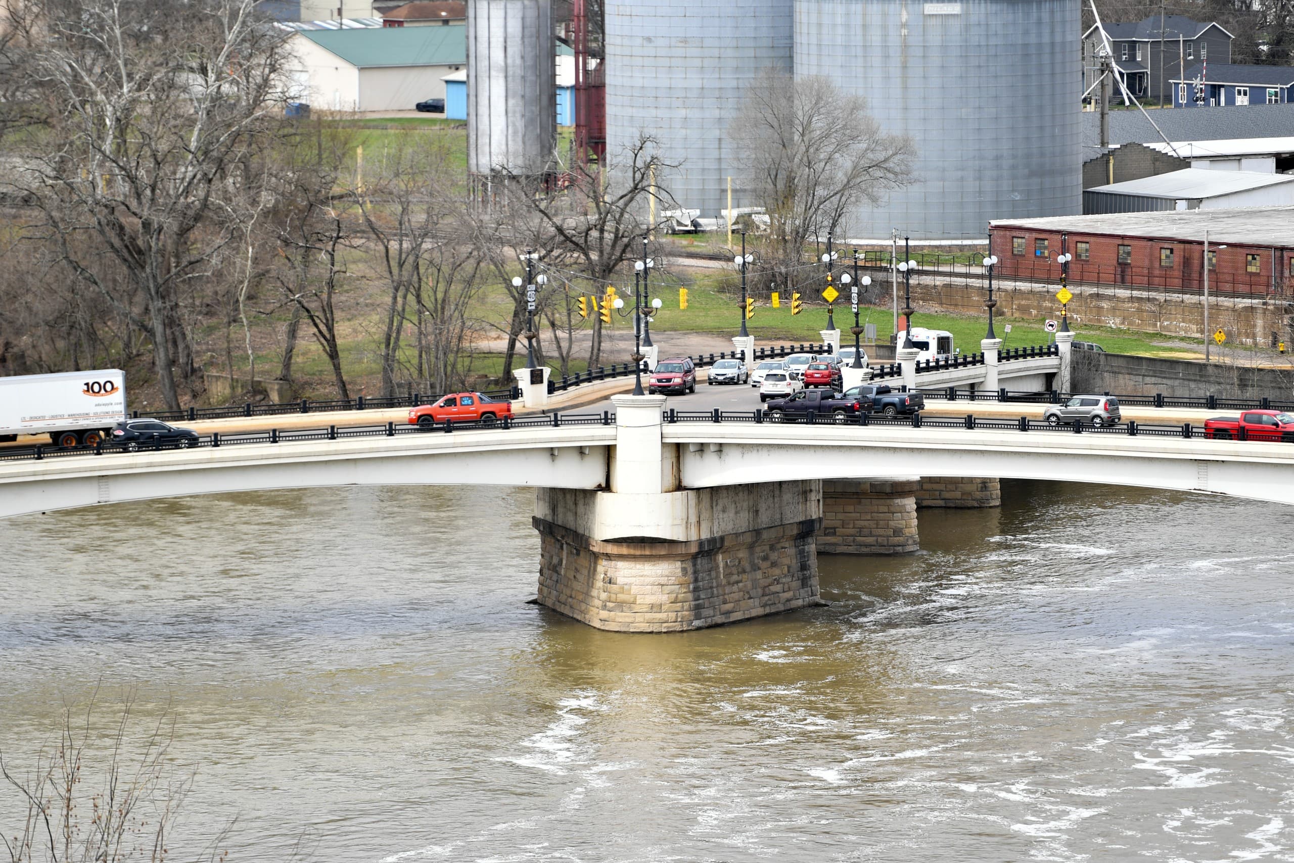 Historic Bridge Tour: Small-Group Drive Along Muskingum River's Covered Spans photo 3