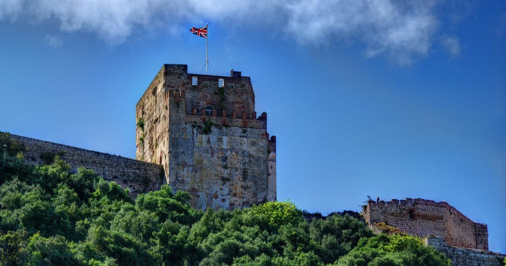 Sintra Wine and Moorish Castle Tour by Lisbon on Wheels