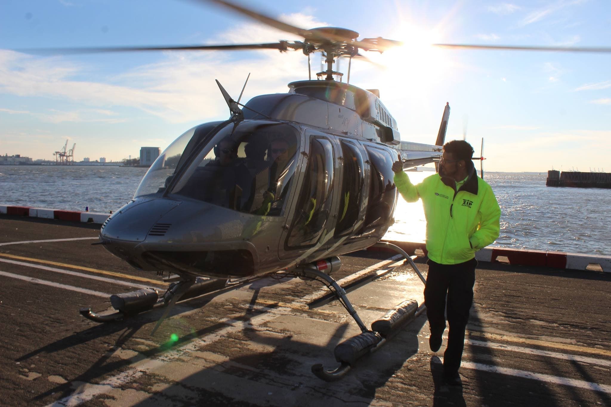 Classic Manhattan Helicopter Tour: Iconic NYC Aerial Adventure in 15 Minutes