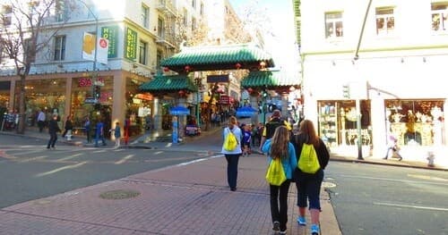 Walking Tour & History Experience in San Francisco Chinatown