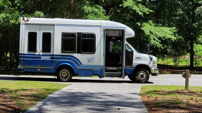 Effortless Island Shuttle to Daufuskie Island Rentals: Your Seamless Arrival Experience
