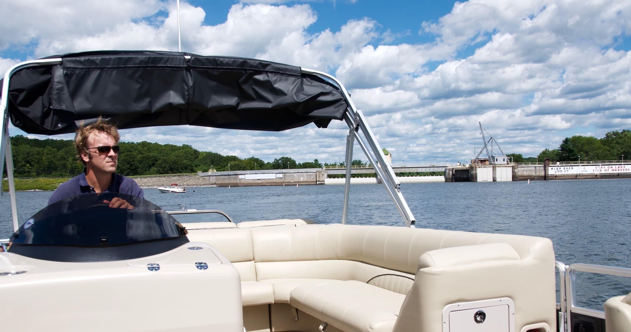 Chartered Pontoon Boat Rental on Lake Wallenpaupack, PA
