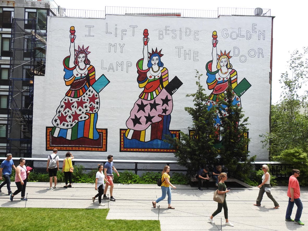 Urban Walk & Art Adventure with Glasshouse Tours in NYC