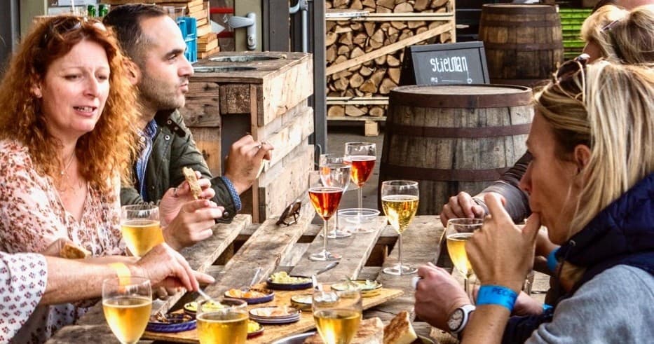 Bike & Borrel Tour with BiteMe Food Tours in Rotterdam