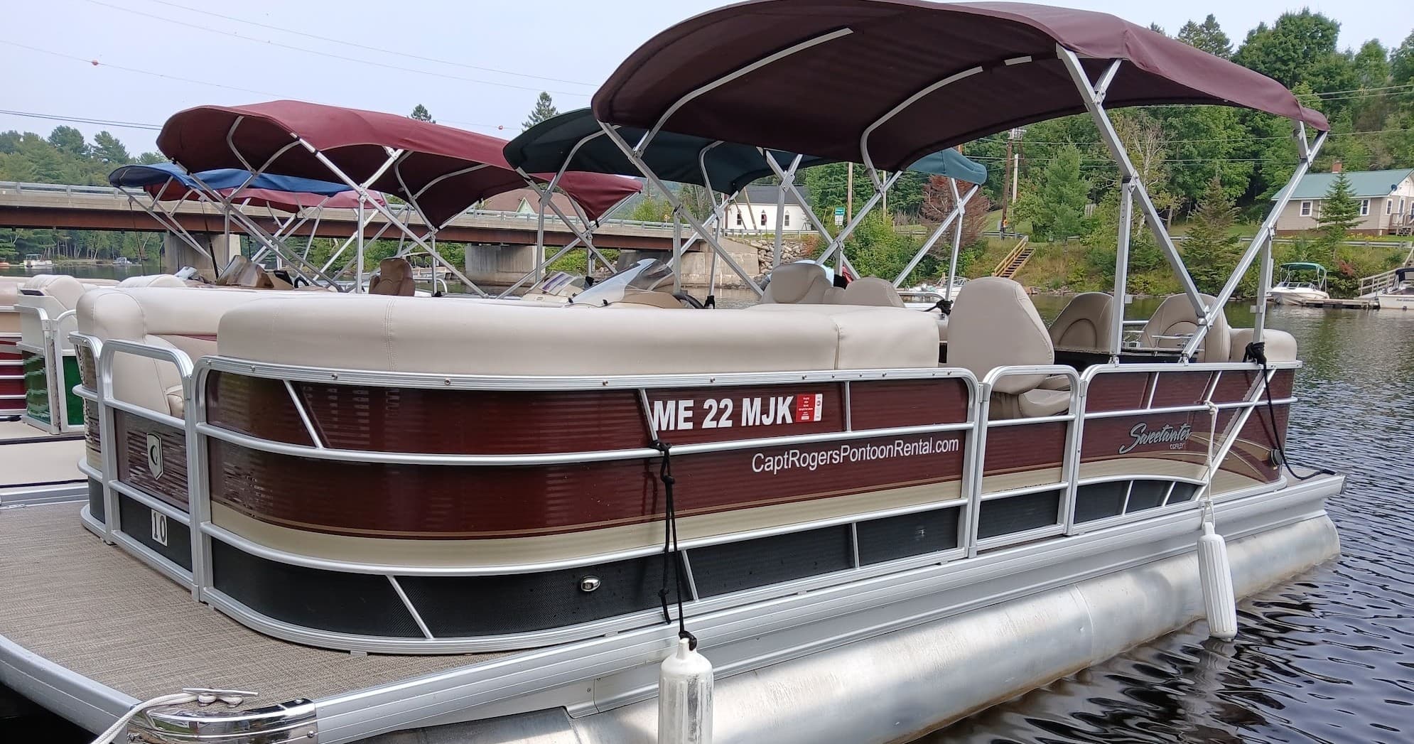 Pontoon Cruising on Maine’s Lake with Capt Roger's Pontoon Rental
