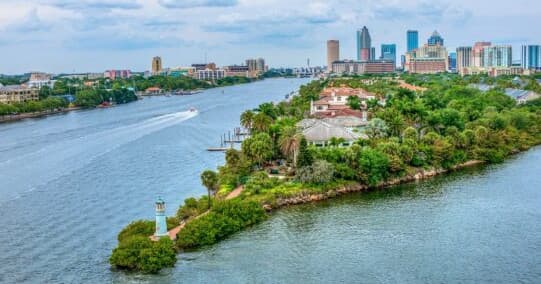 Waterway Daytime Tour with Pirate Tikis in Brandon